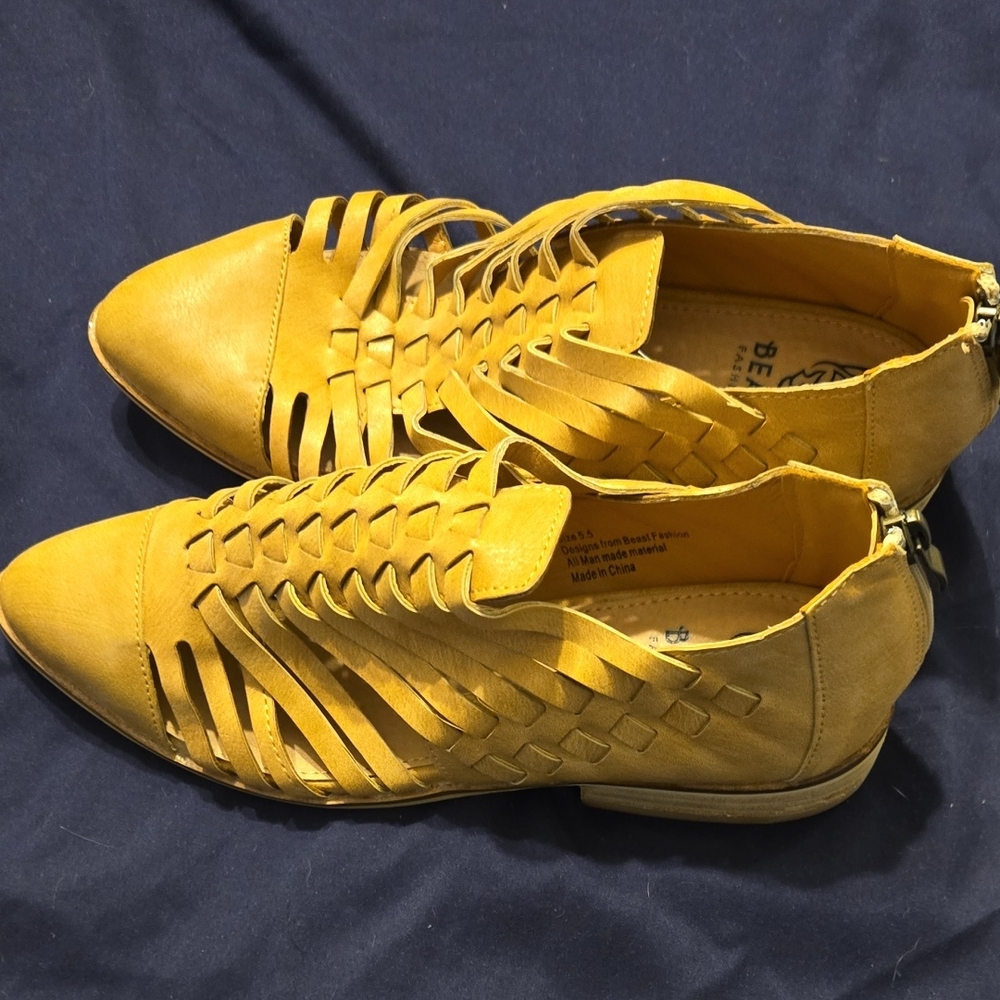 BEAST FASHION Mustard Woven Flats